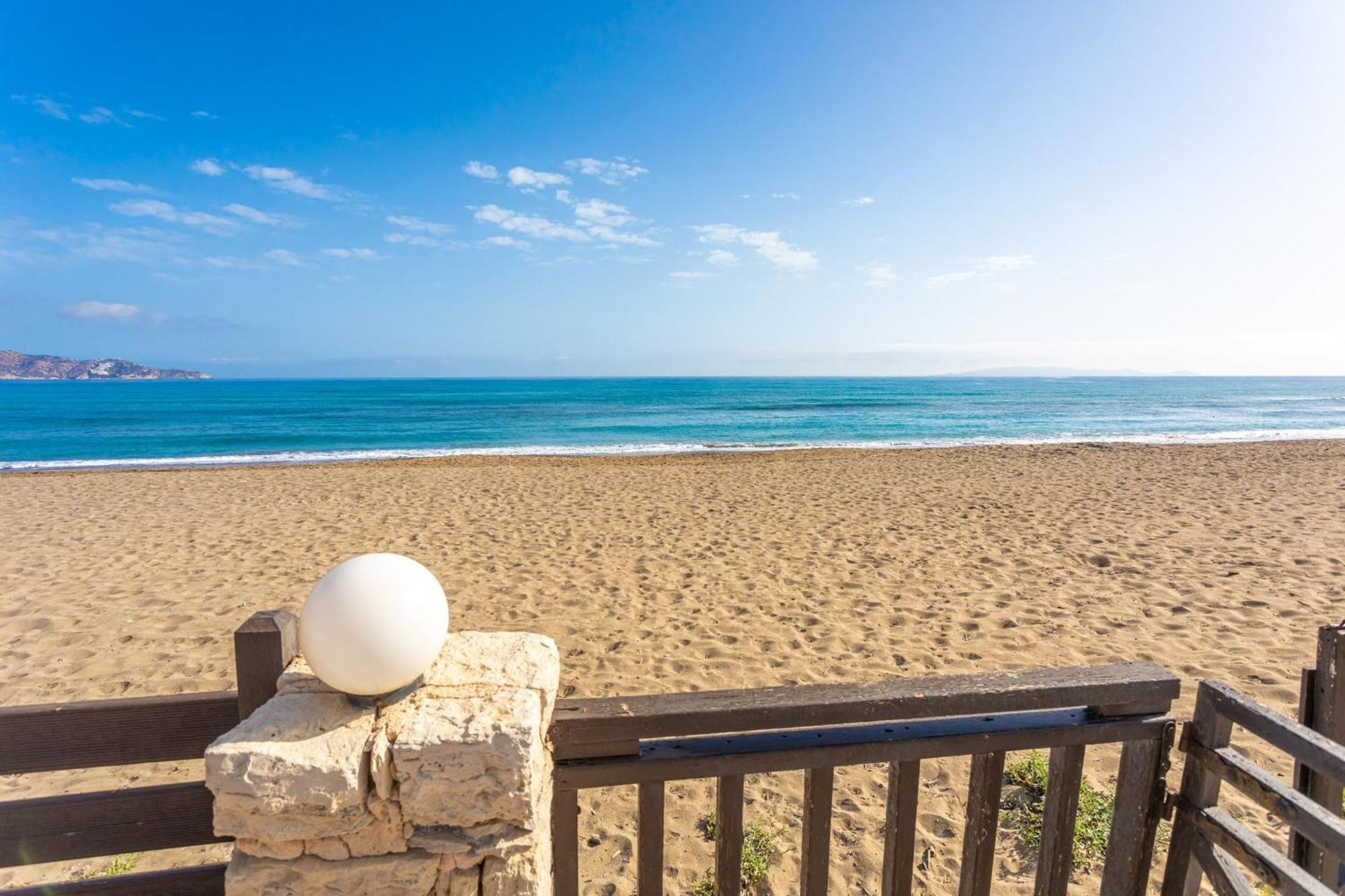 Dionysiasea 2 - Cozy Escape Steps From The Beach! Gazi Esterno foto